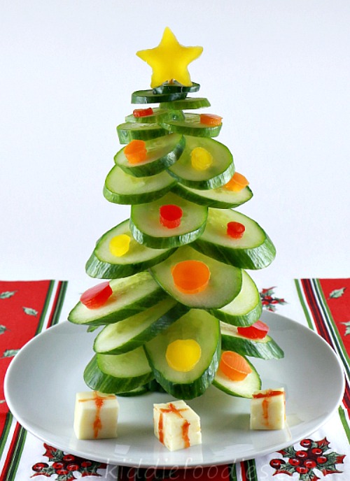 healthy-christmas-tree-vegan-snack-for-kids-made-of-cucumber-step4b